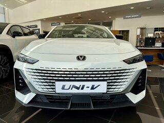 2024 Changan UNI-V I, белый, 3329900 рублей, вид 2