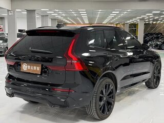 2026 Volvo XC60 II Рестайлинг 2, чёрный, 5121000 рублей, вид 3