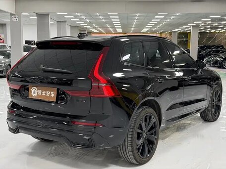 2026 Volvo XC60 II Рестайлинг 2, чёрный, 5121000 рублей, вид 3