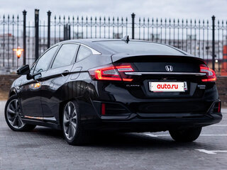 2018 Honda Clarity Plug-in Hybrid II, чёрный, 2500000 рублей, вид 3