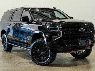 2026 Chevrolet Suburban XII Рестайлинг, чёрный, 14517463 рублей, вид 3