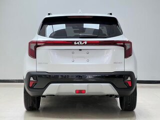 2023 Kia Seltos I Рестайлинг, белый, 1950000 рублей, вид 5