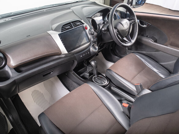 2011 Honda Fit Shuttle I, белый, 1069000 рублей - вид 17