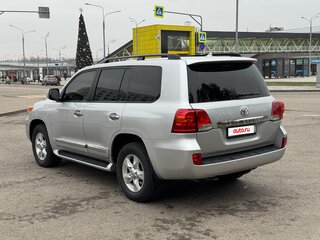 2014 Toyota Land Cruiser 200 Series Рестайлинг 1, серый, 3950000 рублей, вид 2