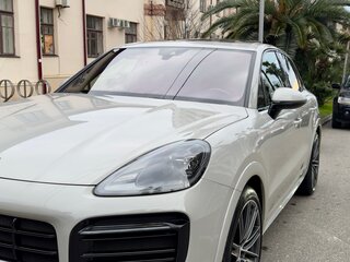 2020 Porsche Cayenne GTS III, серый, 9499000 рублей, вид 3