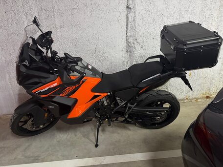 2022 KTM 1290 Super Adventure S, оранжевый, 1750000 рублей, вид 4