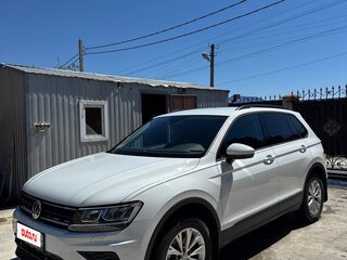 2020 Volkswagen Tiguan II Рестайлинг, белый, 2850000 рублей, вид 1