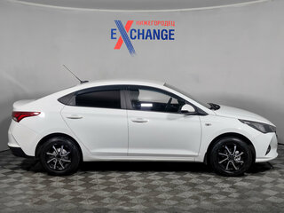 2020 Hyundai Solaris II Рестайлинг, белый, 1246000 рублей, вид 4