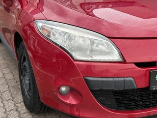 2010 Renault Megane III, красный, 551000 рублей, вид 4