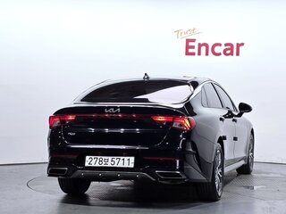 2022 Kia K5 III, чёрный, 2098000 рублей, вид 3