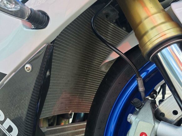 2012 BMW HP4, белый, 2000000 рублей - вид 19