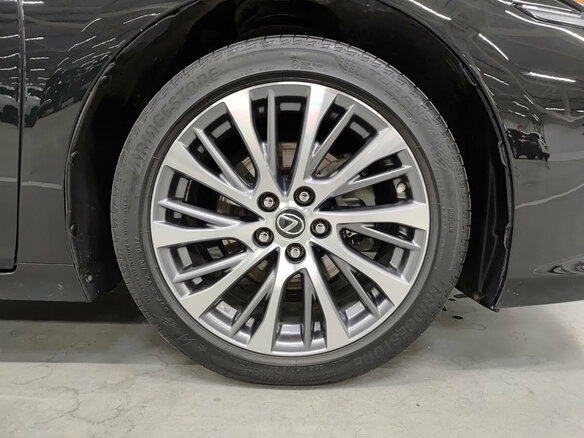 2019 Lexus ES 250 VII, чёрный - вид 17