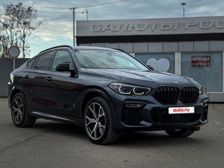 2020 BMW X6 40i III (G06), серый, 8750000 рублей, вид 3