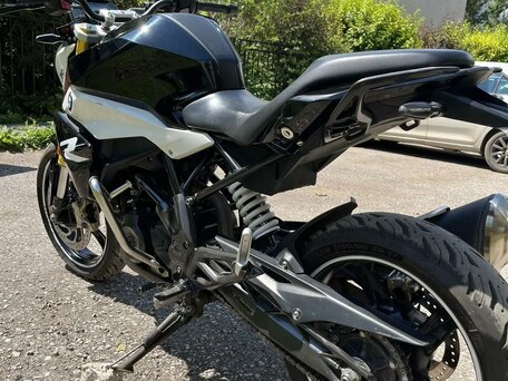 2021 BMW G 310 R, чёрный, 420000 рублей, вид 3
