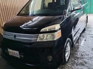 2007 Toyota Voxy I (R60), чёрный, 480000 рублей, вид 1