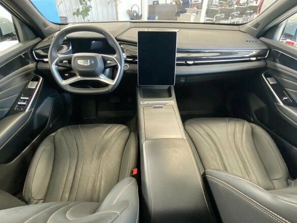 2024 Geely Preface I, серый, 2490000 рублей - вид 11