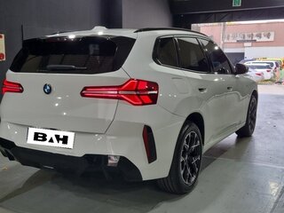2025 BMW X3 20d xDrive IV (G45/G48), чёрный, 7400066 рублей, вид 3