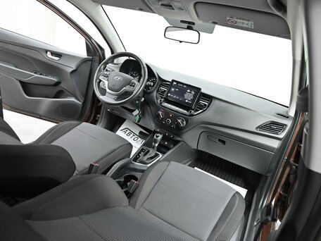 2022 Hyundai Solaris II Рестайлинг, коричневый, 1435000 рублей, вид 5
