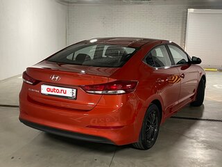 2016 Hyundai Elantra VI (AD), красный, 1350000 рублей, вид 5