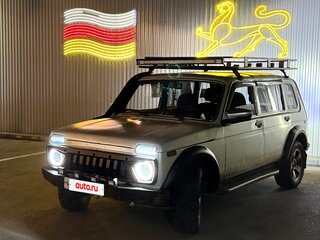 2006 Lada (ВАЗ) 2131 (4x4) 213105 I, белый, 370000 рублей, вид 1