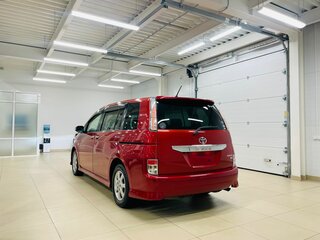 2012 Toyota ISis I Рестайлинг, красный, 1539000 рублей, вид 4
