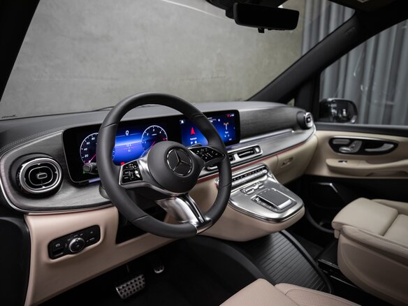 2026 Mercedes-Benz V-Класс Extra Long 300 d экстра длинный III (W447) Рестайлинг 2, чёрный, 14500000 рублей - вид 7