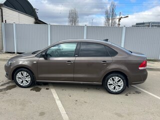 2014 Volkswagen Polo V, коричневый, 680000 рублей, вид 4