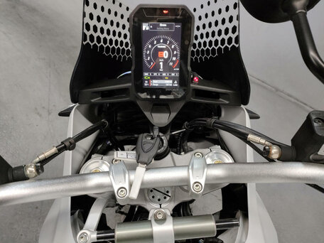 2022 Ducati DesertX, белый, 1350000 рублей, вид 5