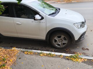 2018 Renault Logan Stepway II Рестайлинг, белый, 1050000 рублей, вид 2