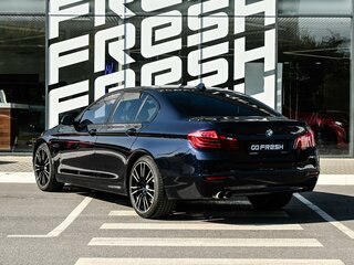 2016 BMW 5 серии 520d VI (F10/F11/F07) Рестайлинг, синий, 2419000 рублей, вид 2