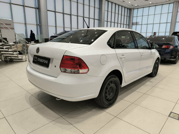 2014 Volkswagen Polo V, белый - вид 4