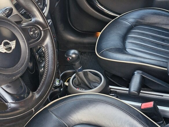 2011 Mini Countryman Cooper S I, белый, 1250000 рублей - вид 10