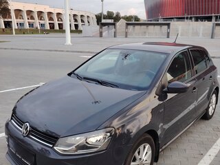 2015 Volkswagen Polo V Рестайлинг, серый, 883010 рублей, вид 2