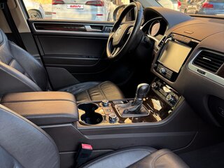 2014 Volkswagen Touareg II, коричневый, 2600000 рублей, вид 5