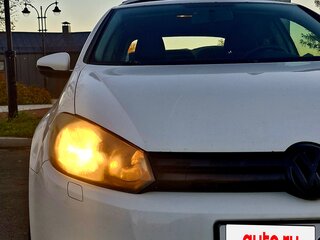 2011 Volkswagen Golf VI, белый, 890000 рублей, вид 3