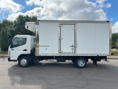 2011 Fuso (Mitsubishi) Canter, белый, 2900000 рублей, вид 4