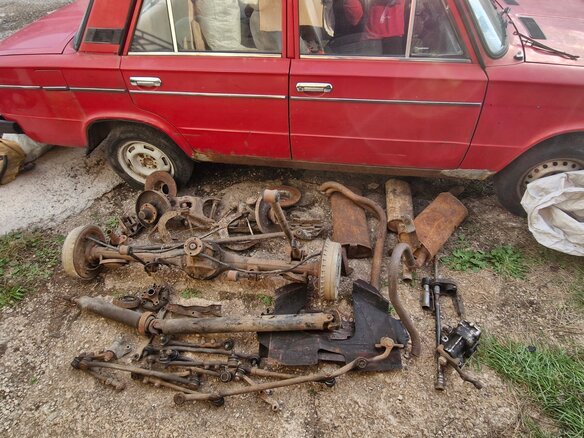 1995 Lada (ВАЗ) 2106 5-speed, красный - вид 8