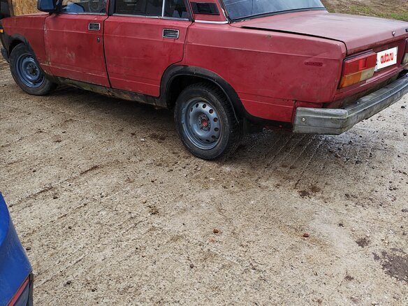 2000 Lada (ВАЗ) 2107, красный, 51000 рублей - вид 3