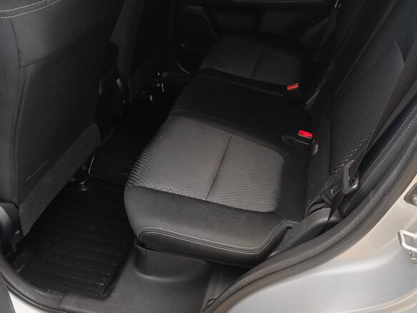 2017 Mitsubishi Outlander III Рестайлинг 2, серебристый, 1760000 рублей - вид 25