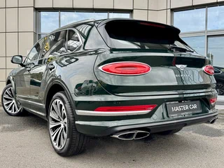 2023 Bentley Bentayga I Рестайлинг, зелёный, 23200000 рублей, вид 4