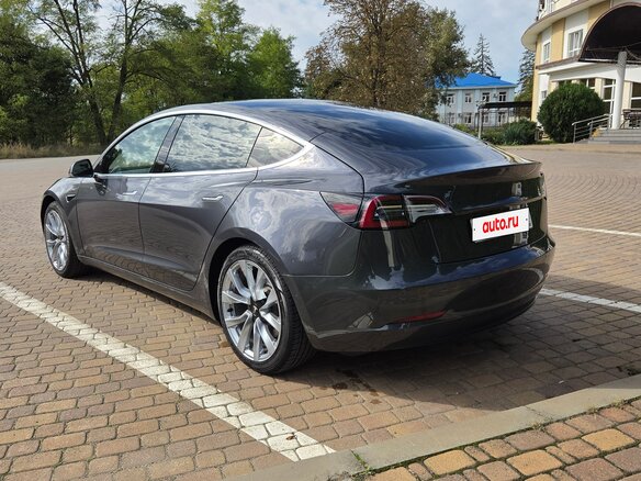 2018 Tesla Model 3 Long Range I, серый, 2500000 рублей - вид 4