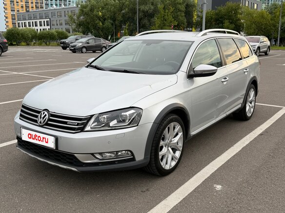 2013 Volkswagen Passat Alltrack B7, серебристый, 1300000 рублей
