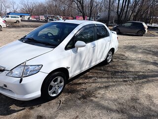 2003 Honda Fit Aria, белый, 350000 рублей, вид 3