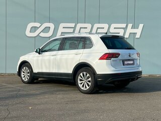 2018 Volkswagen Tiguan II, белый, 2750000 рублей, вид 2
