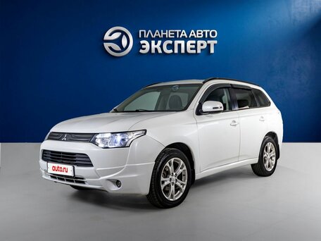 Mitsubishi Outlander III