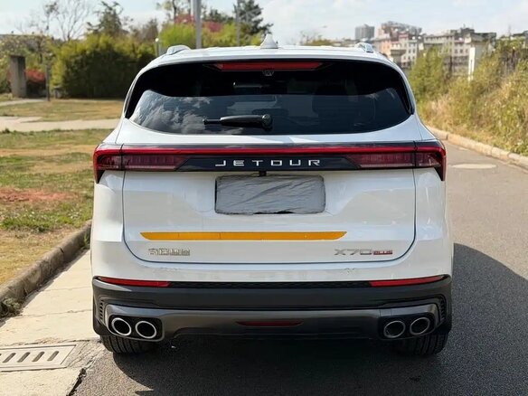 2025 Jetour X70 I Рестайлинг 2, белый, 1500000 рублей - вид 4
