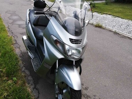 2002 Suzuki Burgman (SkyWave) 400, серебристый, 220000 рублей, вид 1