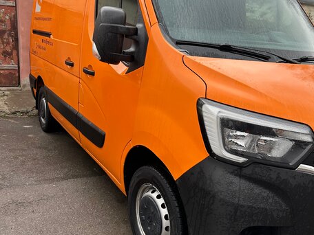 2021 Renault Master, оранжевый, 3400000 рублей, вид 3