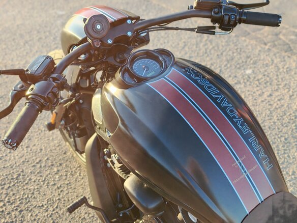 2011 Harley-Davidson V-Rod Muscle, чёрный, 2900000 рублей - вид 1