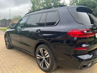 2020 BMW X7 40i I (G07), чёрный, 7800000 рублей, вид 3